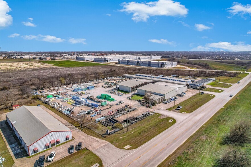 More Photos Of 2259 Innovation Blvd, Hutto Warehouse For Lease