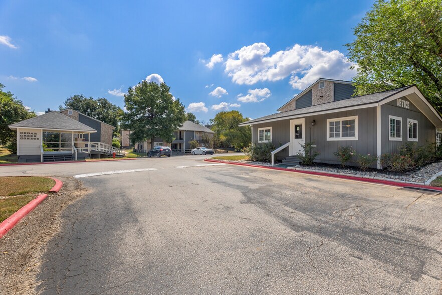Primary Photo Of 1000 E University Dr, College Station Apartments For Sale