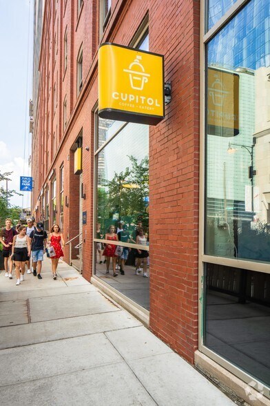 More Photos Of 401-465 E Illinois St, Chicago Apartments For Lease