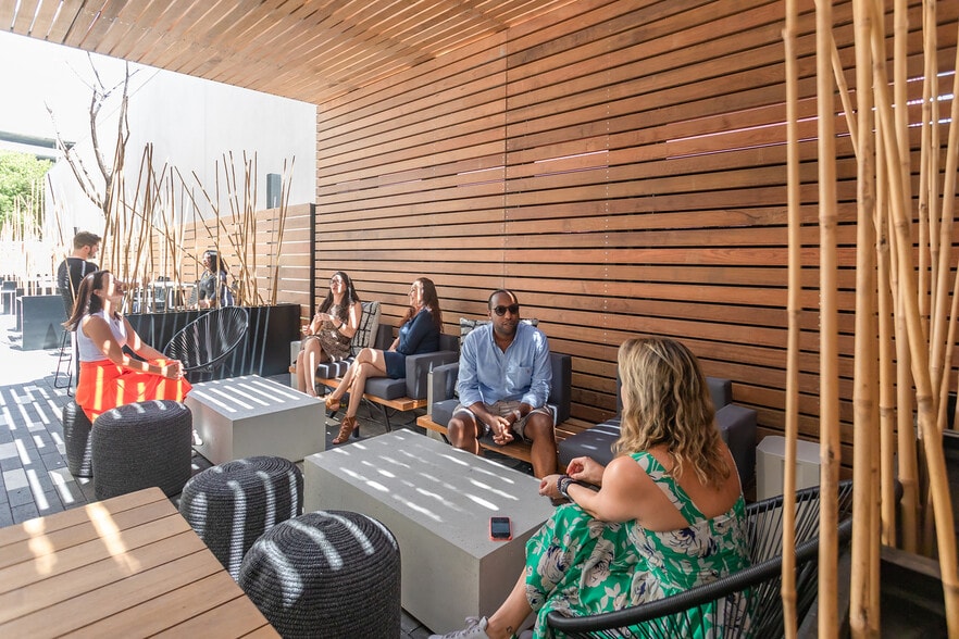 More Photos Of 2125 Biscayne Blvd, Miami Coworking Space