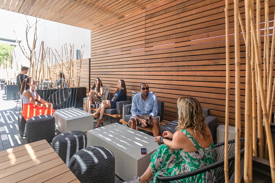 More Photos Of 2125 Biscayne Blvd, Miami Coworking Space