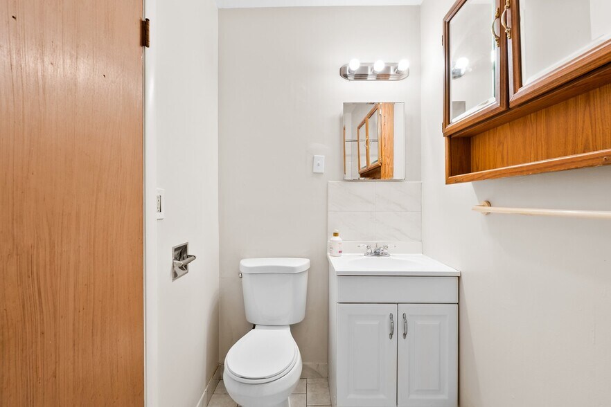 More Photos Of 6749 Ramsgate Rd, Chittenango Multifamily For Sale