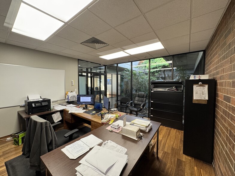 More Photos Of 2300 Michigan St, Hammond Warehouse For Lease