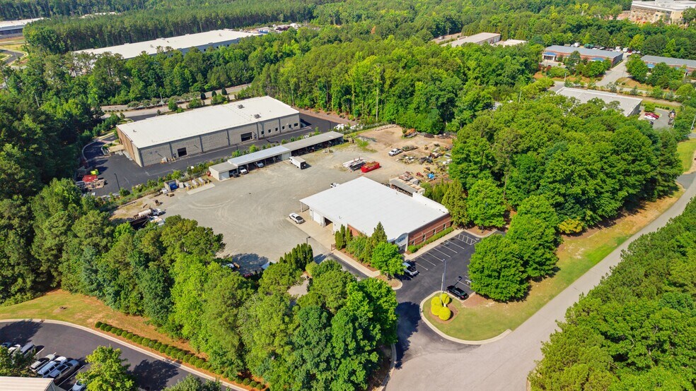 More Photos Of 131 Tradition Trl, Holly Springs Flex For Lease
