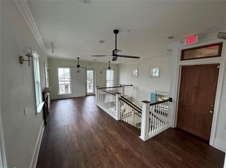 More Photos Of 5808 Magazine St, New Orleans General Retail For Sale