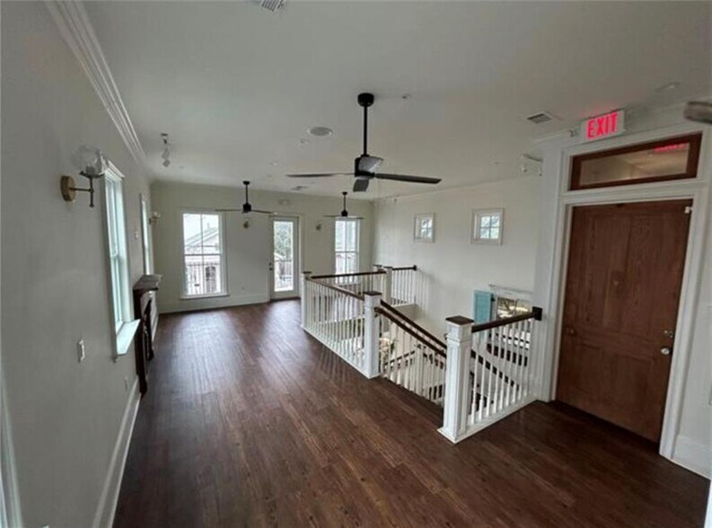 More Photos Of 5808 Magazine St, New Orleans General Retail For Lease