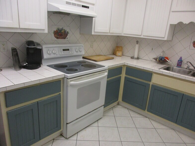 More Photos Of 4501 W 8th St, Tulsa Religious Facility For Sale