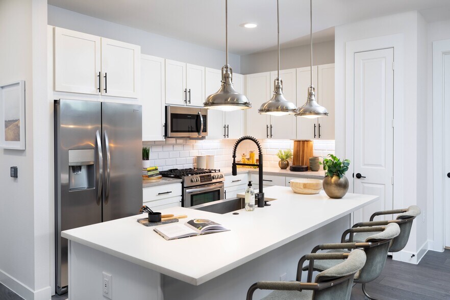 More Photos Of 3015 Weslayan St, Houston Apartments For Lease