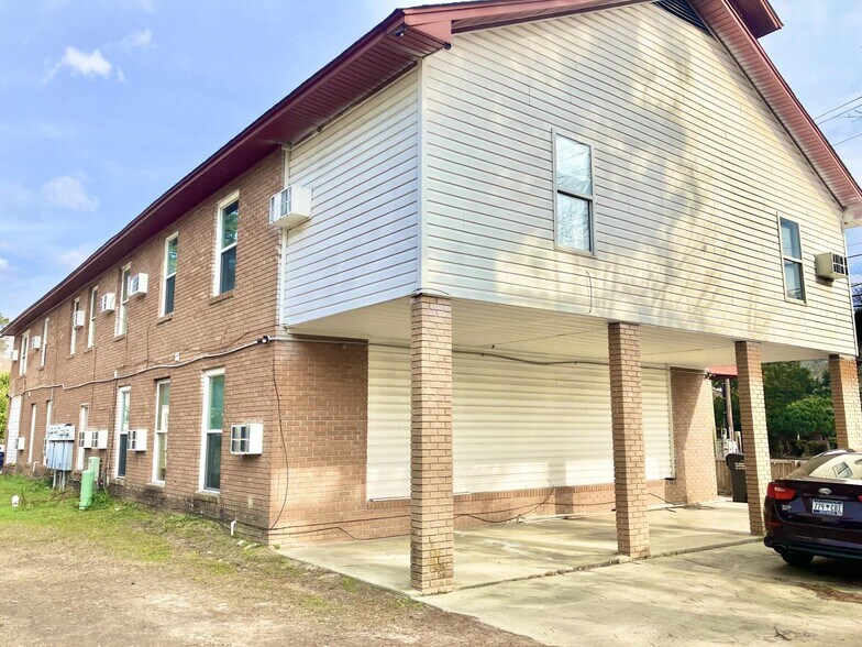 More Photos Of 2491 Russell St, Orangeburg Apartments For Sale