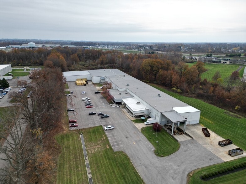 More Photos Of 116 Enterprise Dr, Hebron Warehouse For Sale