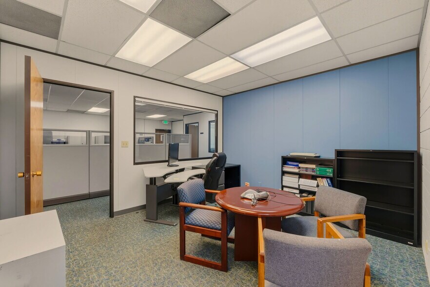 More Photos Of 992 S De Anza Blvd, San Jose Office For Lease