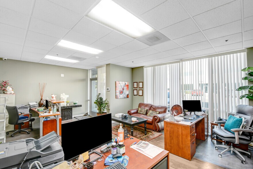 More Photos Of 1550 Milliken Ave, Ontario Warehouse For Lease