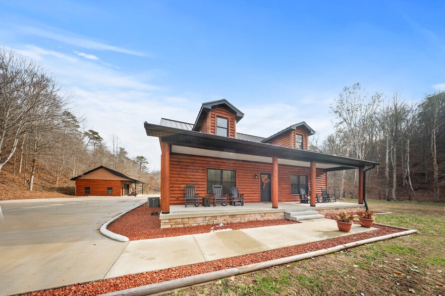 More Photos Of 325 Sinking Rd, Argillite Hospitality For Sale