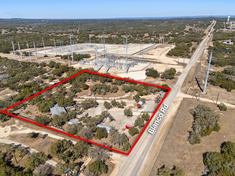 More Photos Of 33855 Blanco Rd, Bulverde Bar For Sale