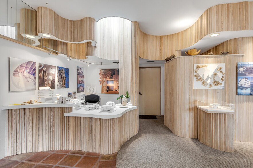 More Photos Of 100-104 Riverside Dr, New Smyrna Beach Office For Sale