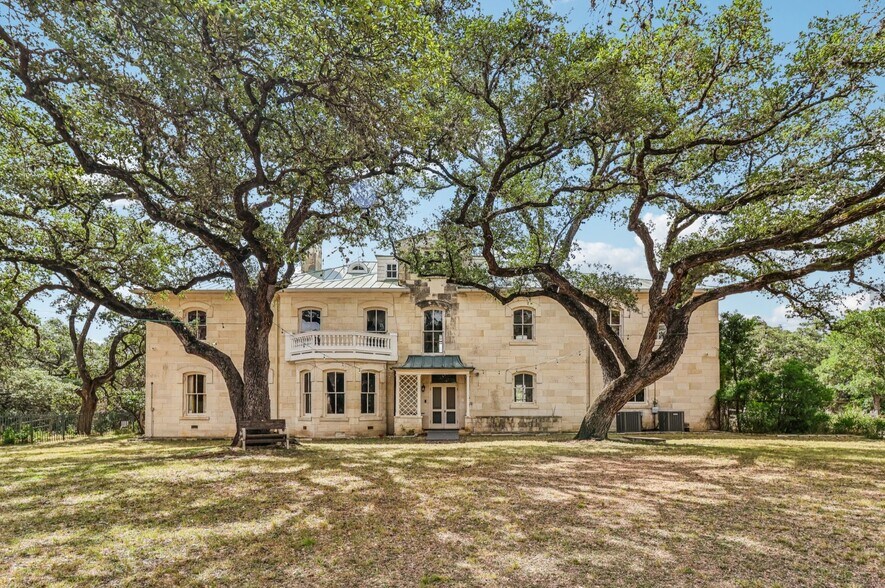 More Photos Of 7735 Mocking Bird Ln, San Antonio Lodge Meeting Hall For Sale