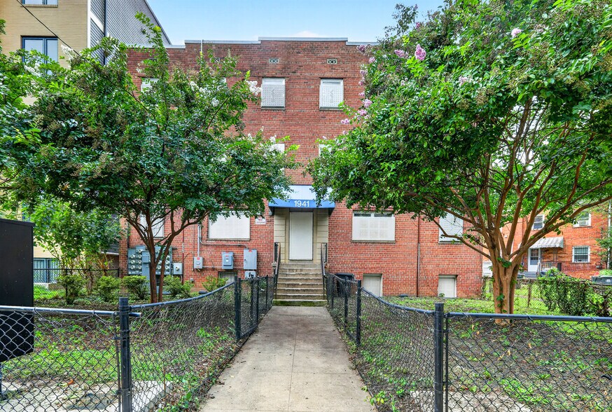 Primary Photo Of 1941 Naylor Rd SE, Washington Apartments For Sale