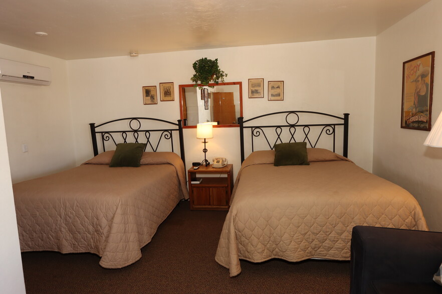 More Photos Of 410 Fremont St, Tombstone Hotel For Sale