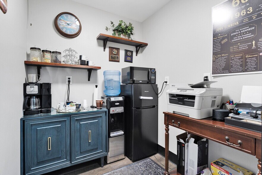 More Photos Of 10722 Arrow Rt, Rancho Cucamonga Light Manufacturing For Sale