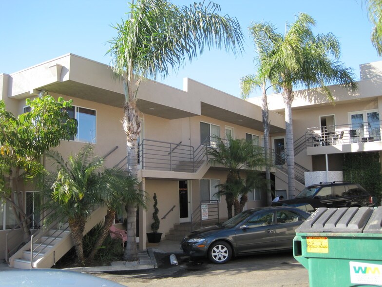 More Photos Of 2333 E Coast Hwy, Corona Del Mar Storefront Retail Office For Lease