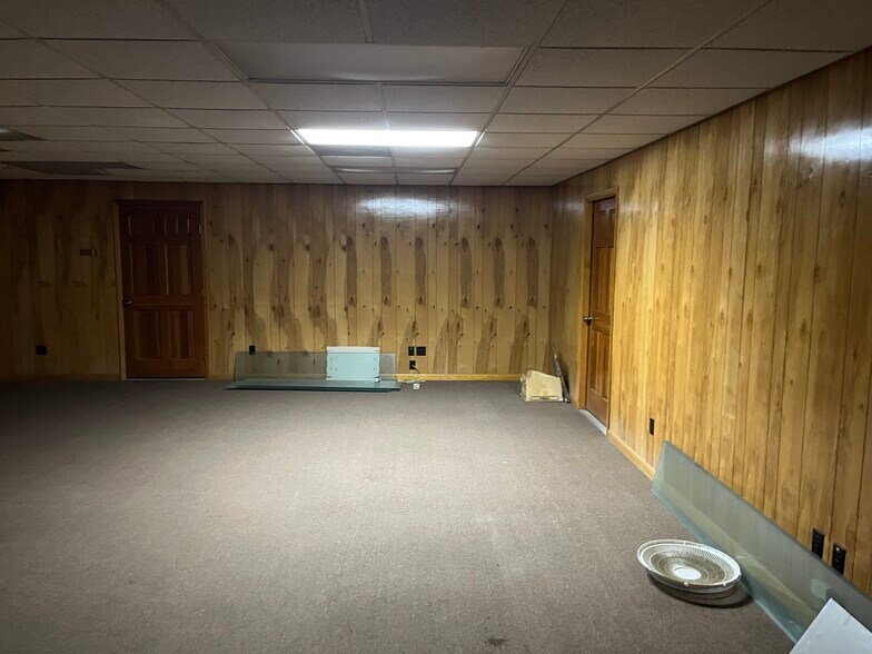 More Photos Of 5013 Park St, Jacksonville Auto Repair For Sale