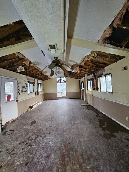 More Photos Of 11921 Caruso Dr, Panama City Assisted Living For Sale