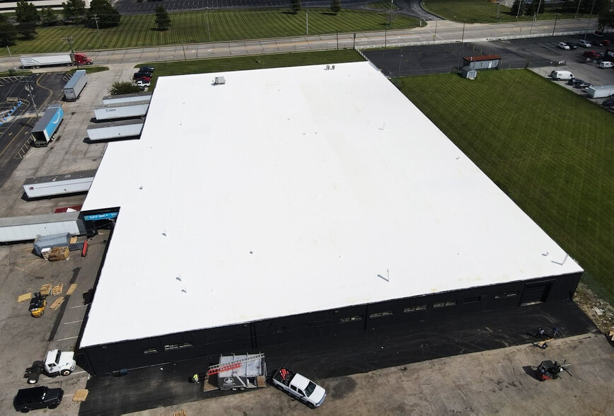 More Photos Of 195 Phillipi Rd, Columbus Warehouse For Sale