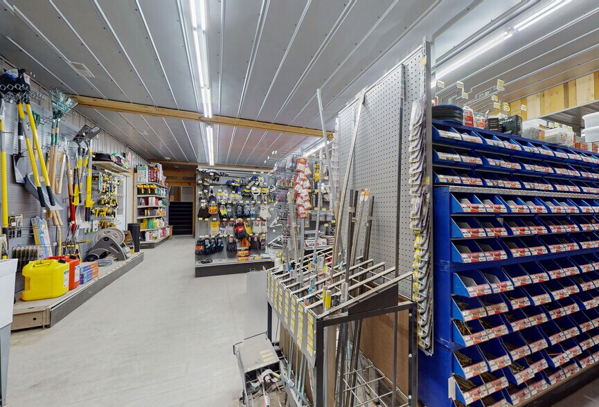 More Photos Of 165 Nebraska St, Sterling General Retail For Sale