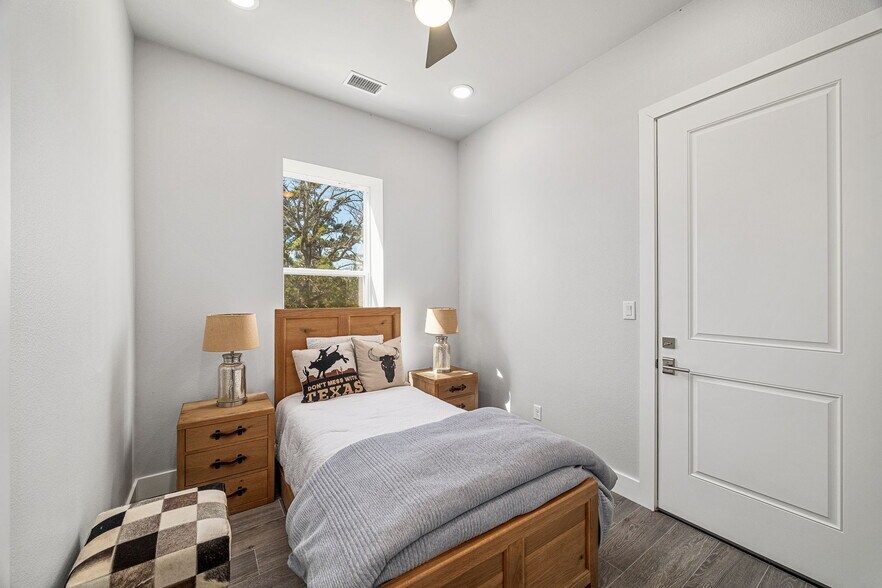 More Photos Of 21482 FM 16 W, Lindale Land For Sale