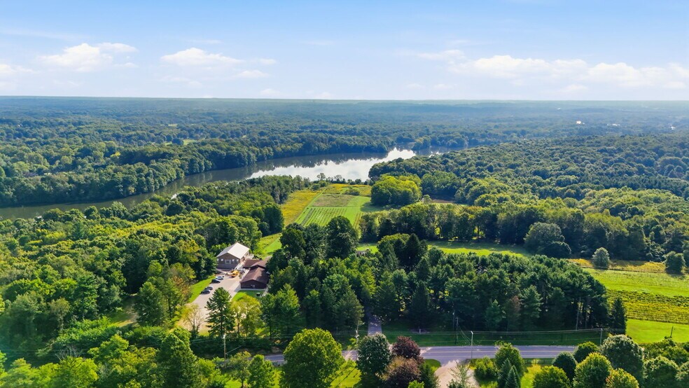 More Photos Of 2637 S Cleveland Massillon Rd, Barberton Winery Vineyard For Sale
