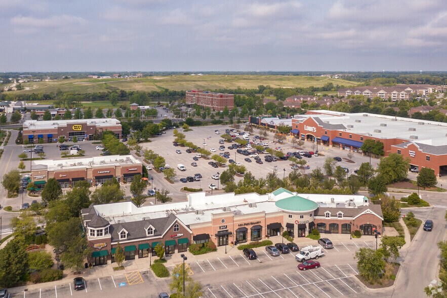 More Photos Of 840-1090 Willow Rd, Northbrook Unknown For Lease