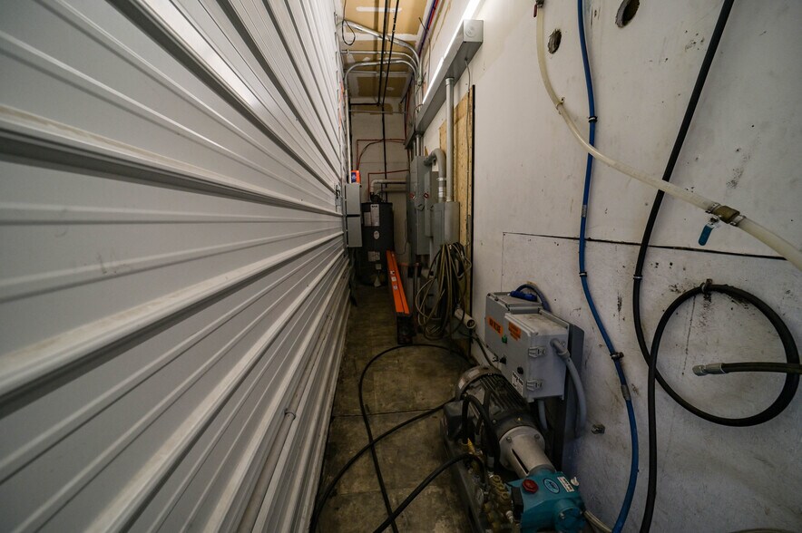 More Photos Of 1700 Oriskany W st, Utica Carwash For Sale