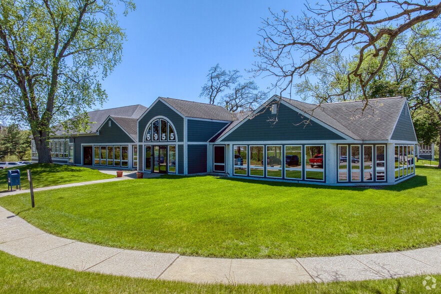 More Photos Of 5985 W Main St, Kalamazoo Unknown For Lease