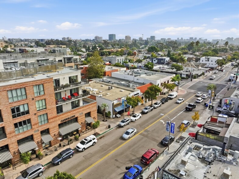 More Photos Of 4019 Goldfinch St, San Diego Storefront For Sale