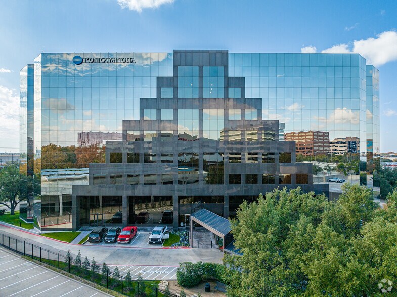 More Photos Of 14800 Landmark Blvd, Dallas Office For Lease