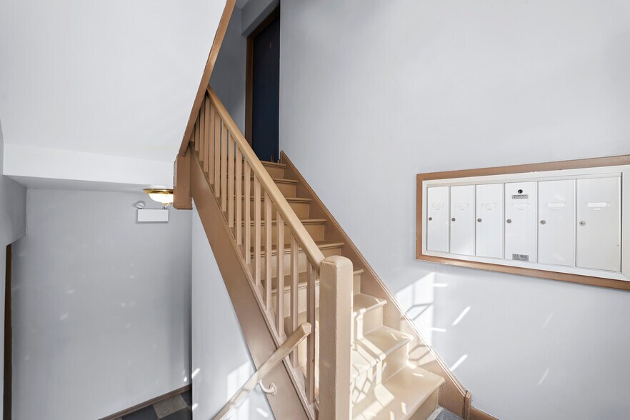 More Photos Of 1905-1913 Saint Charles Rd, Maywood Apartments For Sale