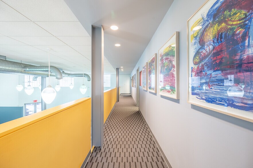 More Photos Of 8950 127th St, Richmond Hill Warehouse For Sale