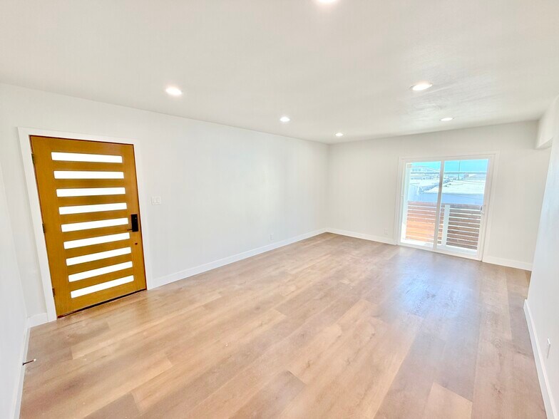 More Photos Of 825 Manhattan Ave, Hermosa Beach Apartments For Sale
