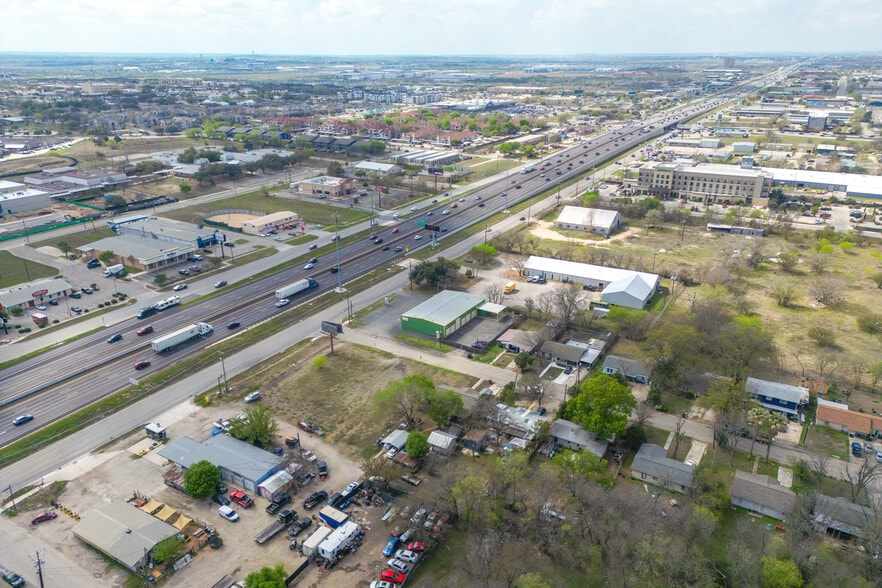 More Photos Of 1710 I-35 South Frontage Rd, San Marcos Land For Sale