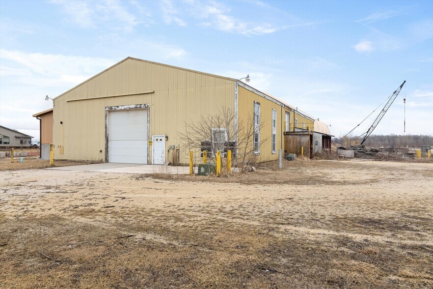 More Photos Of 380 N Middle Rd, Belgium Land For Sale