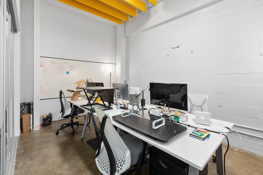 More Photos Of 320-330 Fell St, San Francisco Loft Creative Space For Sale