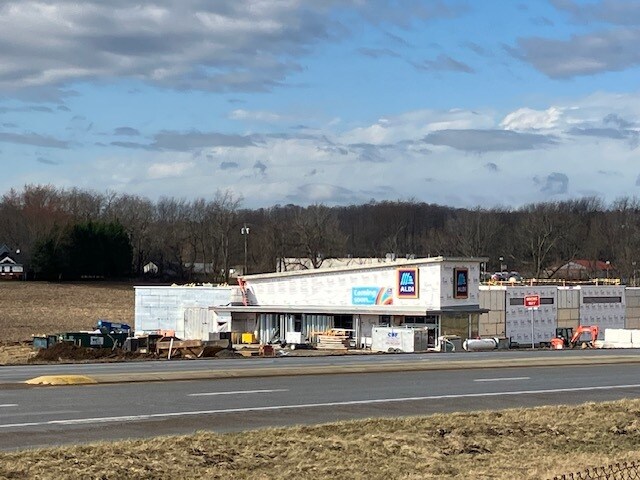 More Photos Of 225-237 Route 288, Ellwood City Unknown For Lease