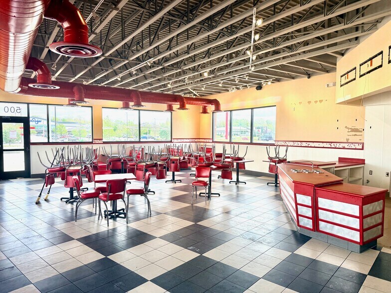 More Photos Of 500 N Giant City Rd, Carbondale Fast Food For Sale