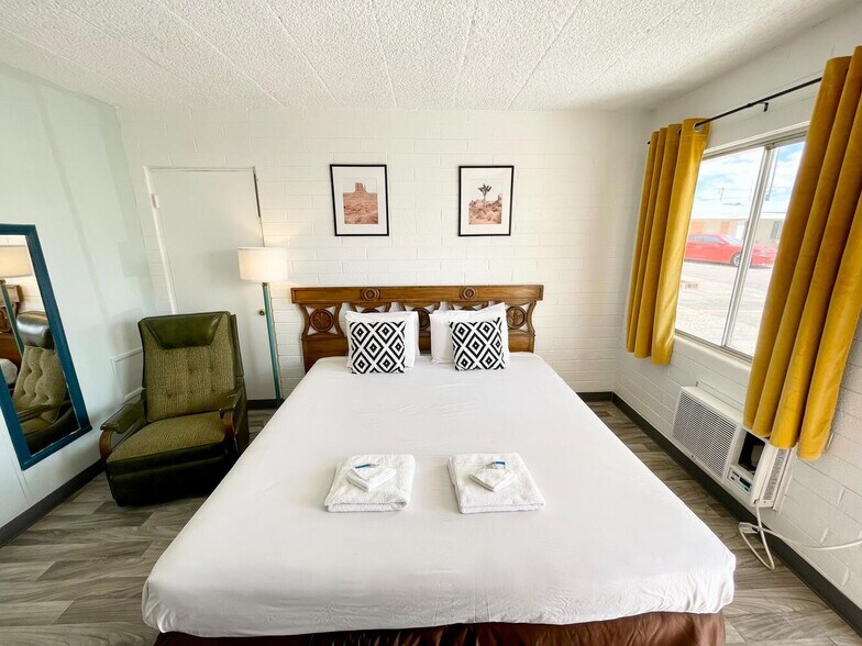 More Photos Of 22430 W Old Highway 66, Seligman Hospitality For Sale
