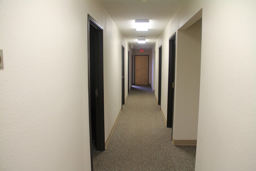 More Photos Of 5816 Ashleyanne Cir, Wichita Falls Light Distribution For Sale