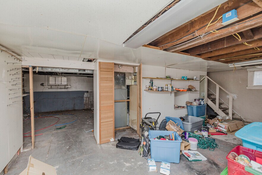 More Photos Of 2808 E Douglas Ave, Wichita Storefront Retail Office For Sale