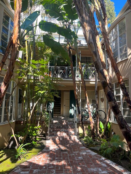 More Photos Of , Los Angeles Multifamily For Sale