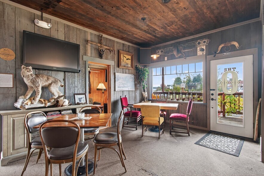 More Photos Of 8 Fairgrounds Rd, Skamokawa Restaurant For Sale