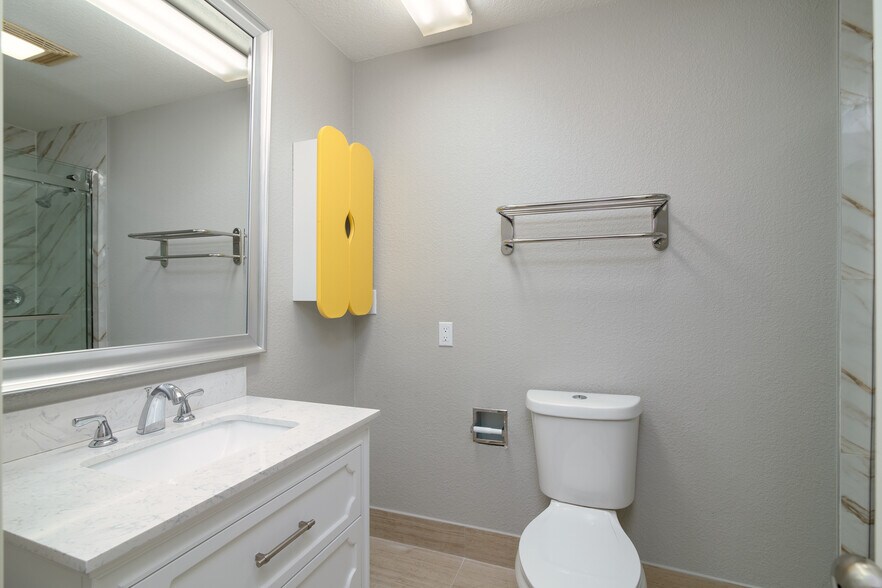 More Photos Of 3211 S 79th East Ave, Tulsa Apartments For Sale