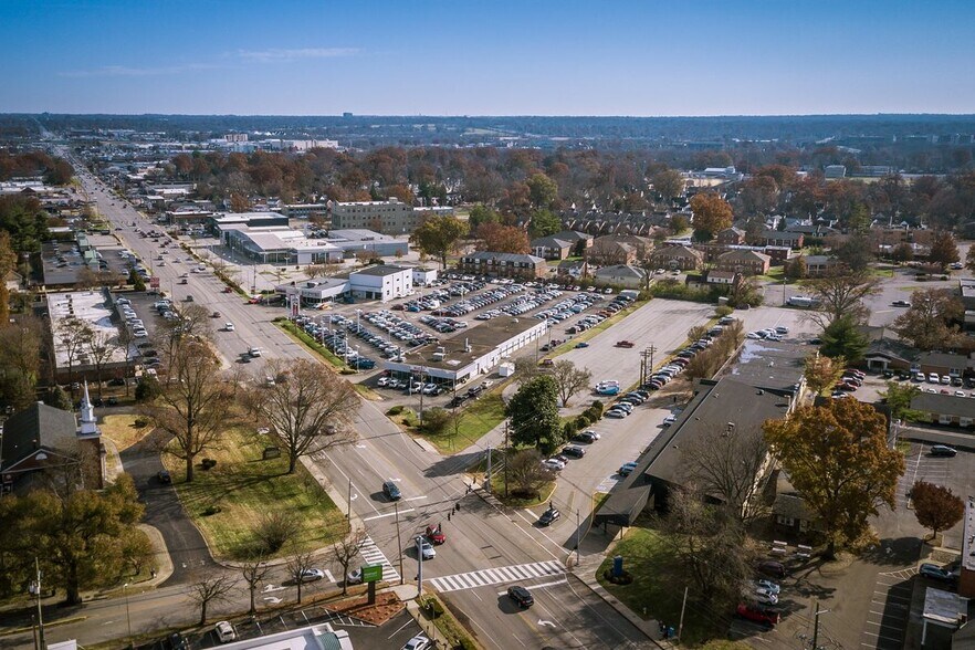 More Photos Of 4122 Shelbyville Rd, Louisville Medical For Sale
